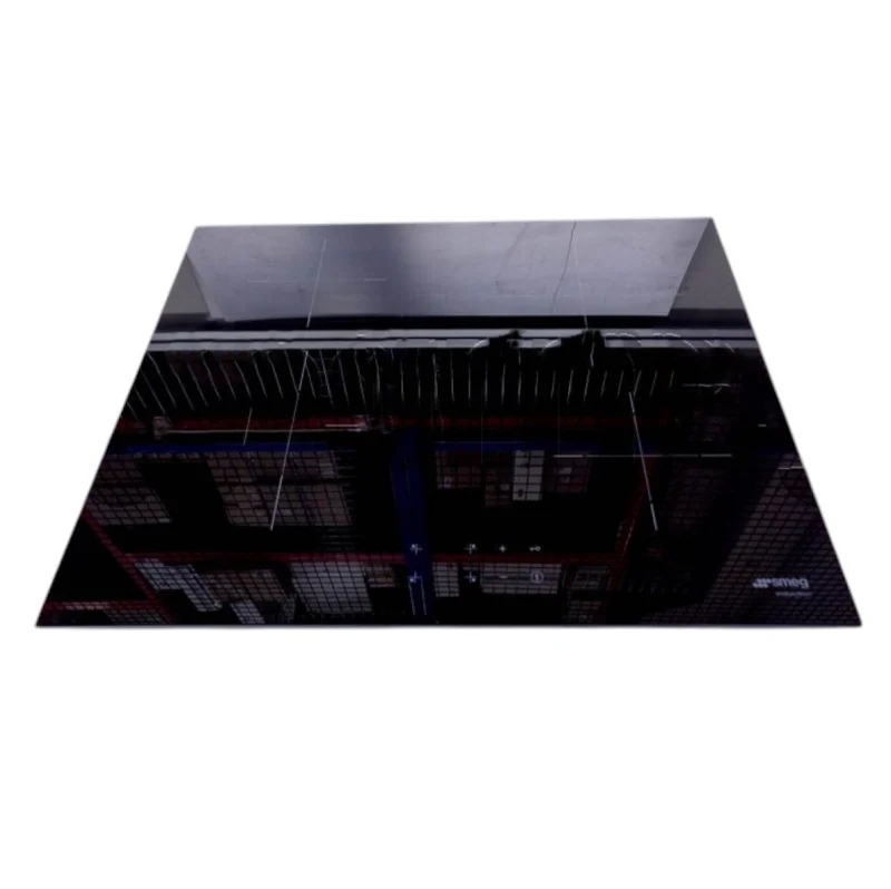Dessus vitrocéramique SMEG 685618184