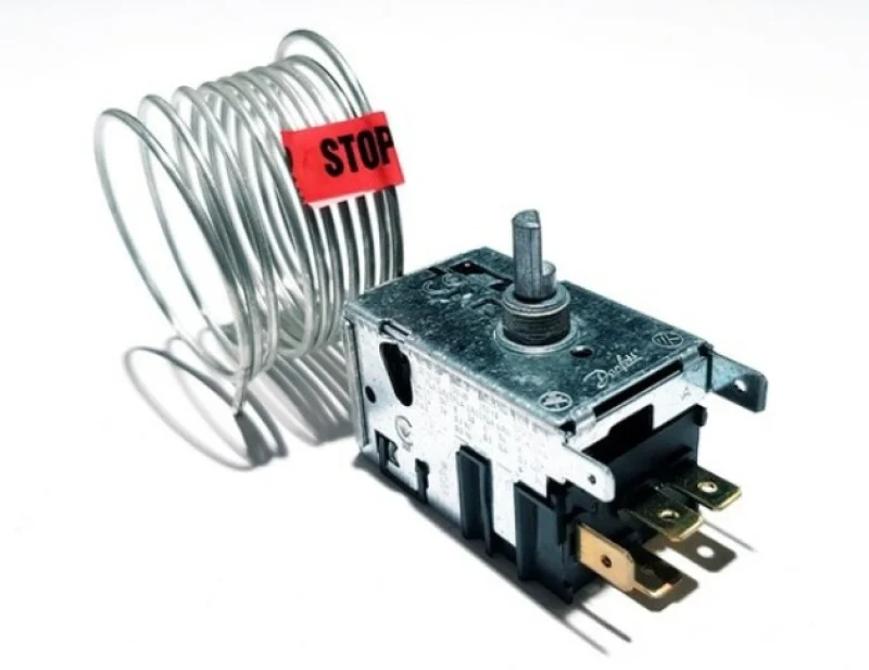 Thermostat 077B-6970 d'origine ARISTON HOTPOINT C00145441